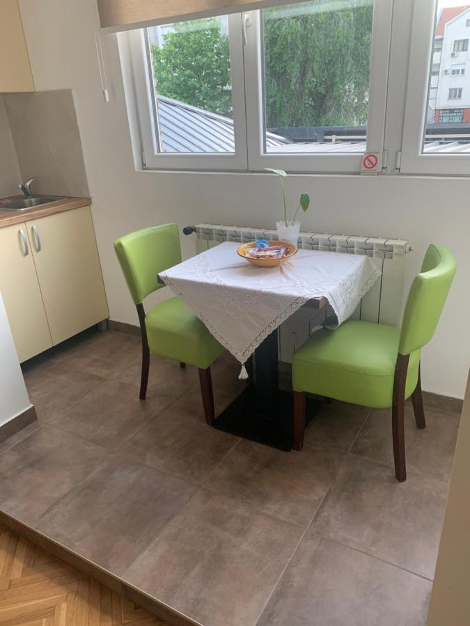 Apartman Fuerte 2 Belgrade Extérieur photo